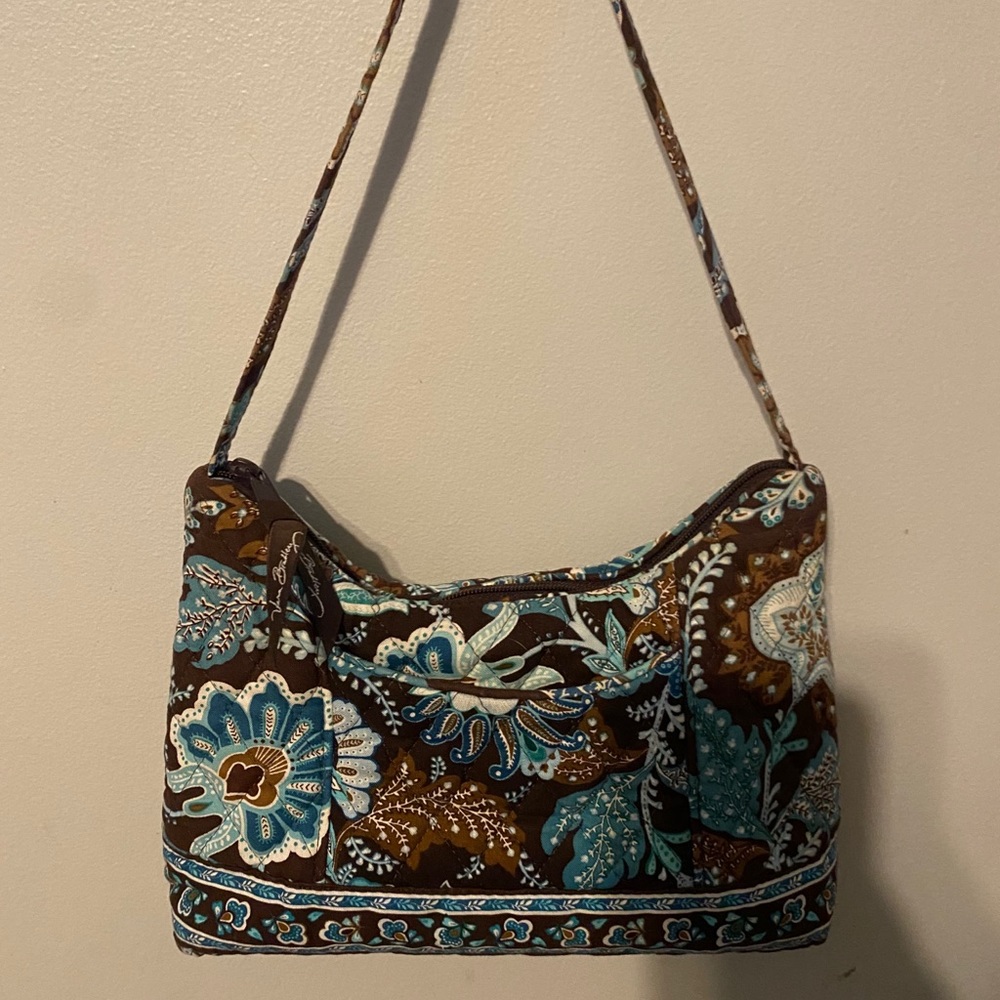Vera Bradley purse. EUC. On hold
Not for sale